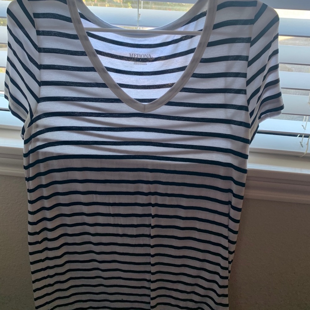 short sleeve stripped shirt
